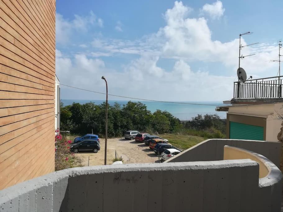 Torre Del Meridiano Casa Vacanze Centrale Termoli Exterior foto